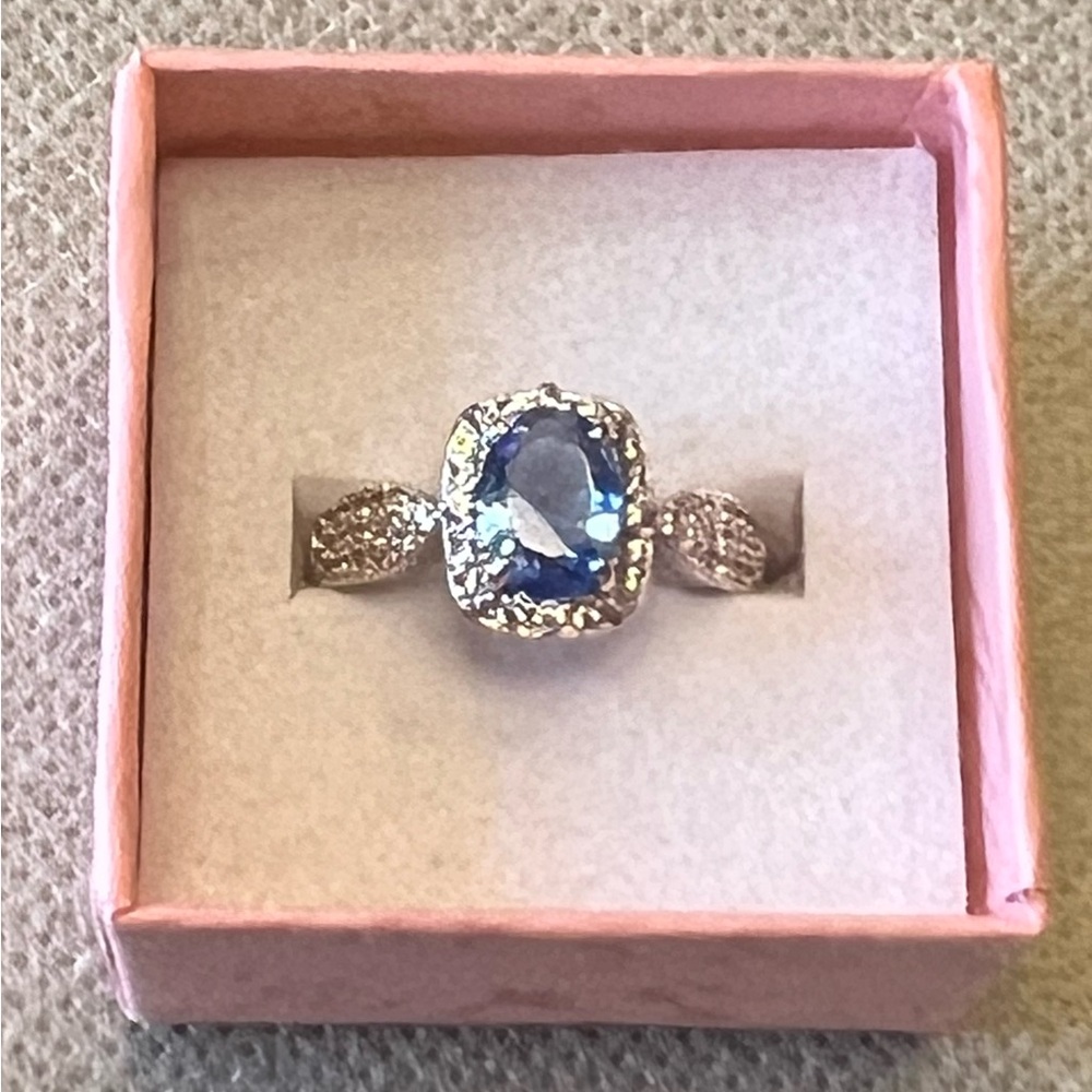 NWT Oval Shape Lab Creates BlueSapphire Ring Size 6